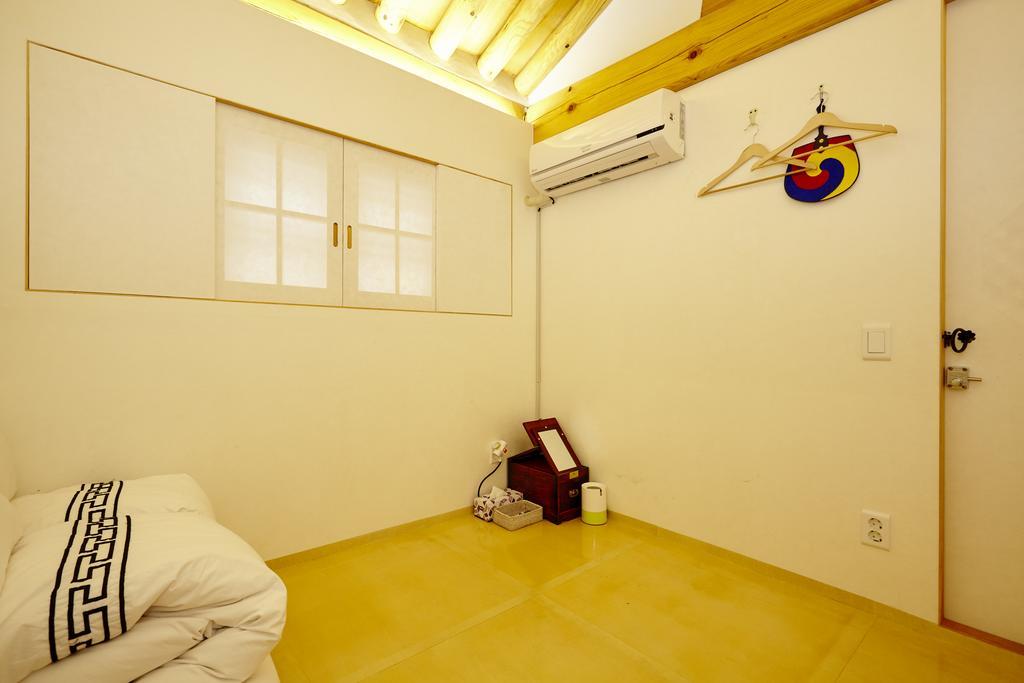 סיאול Hanok 24 Guesthouse Gyeongbokgung מראה חיצוני תמונה