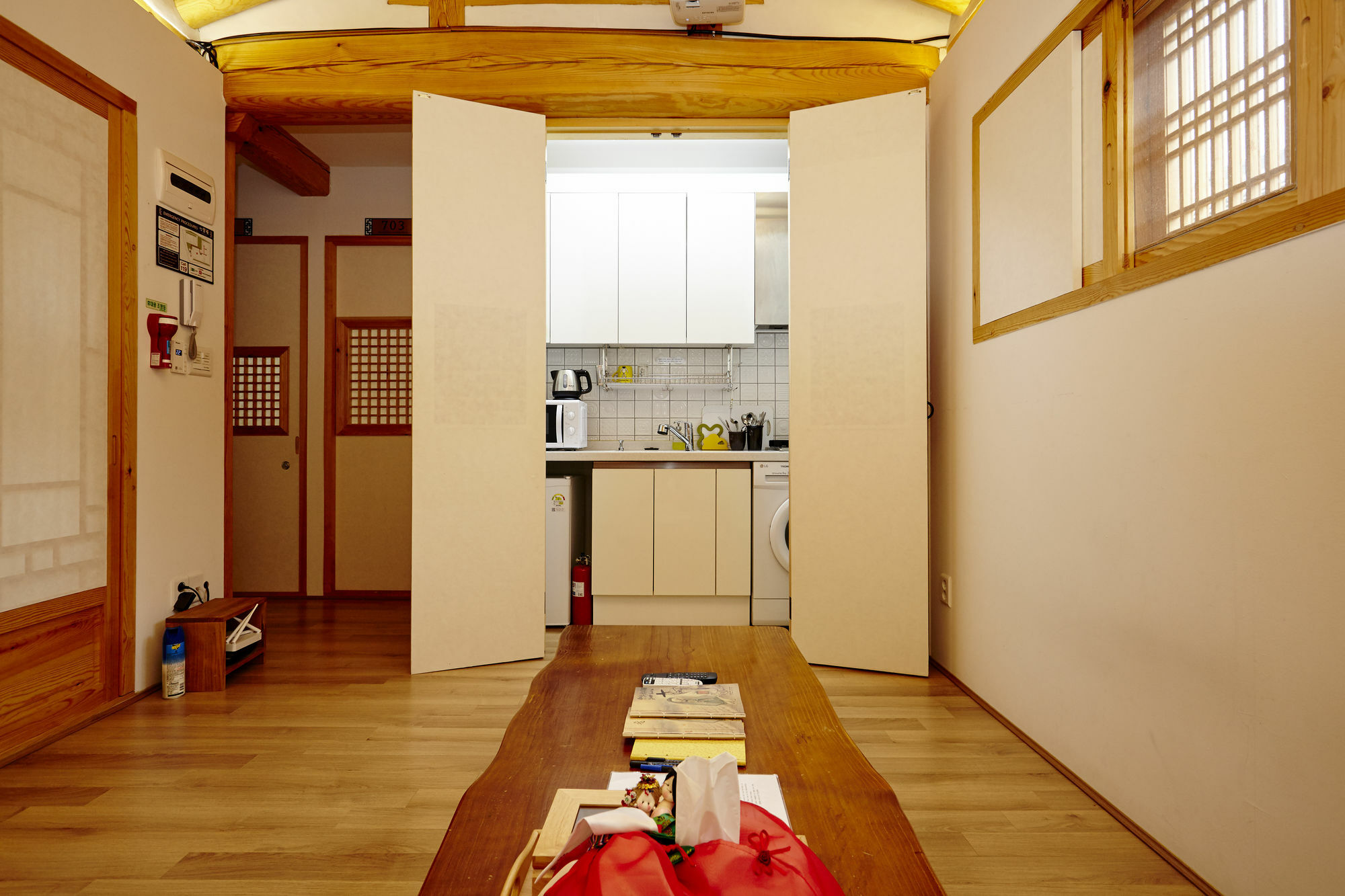 סיאול Hanok 24 Guesthouse Gyeongbokgung מראה חיצוני תמונה
