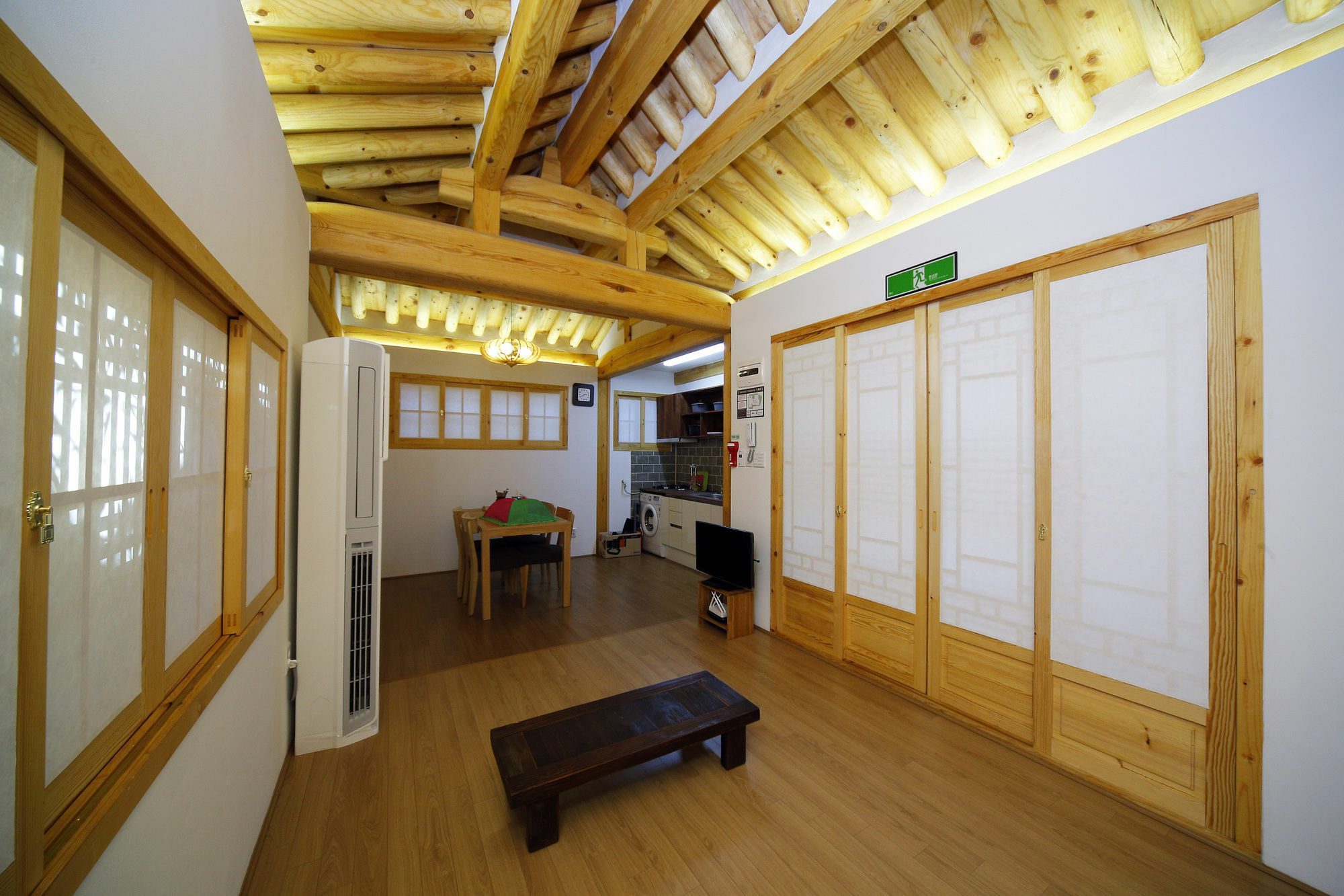 סיאול Hanok 24 Guesthouse Gyeongbokgung מראה חיצוני תמונה